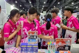 STKC ออกบูธจัดแสดงชิ้นงานชุด ตารางธาตุ ในรูปแบบ AR card สร้า ... Image 22